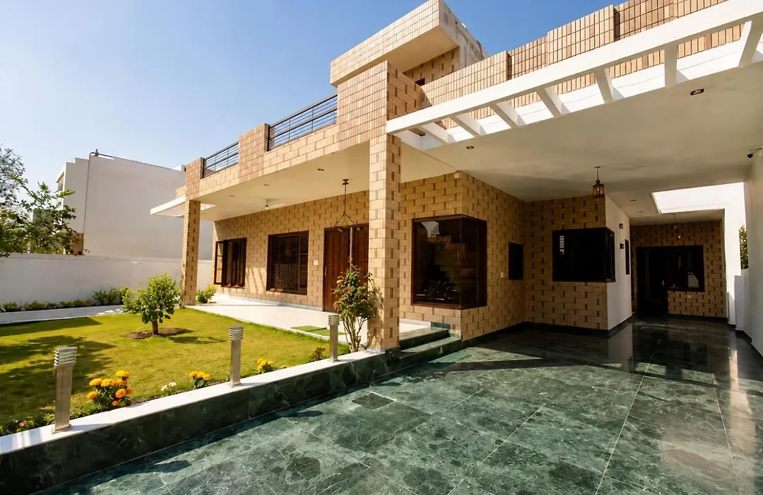 The Lawn House 3Bhk Villa With Ev Point 3Kw-1